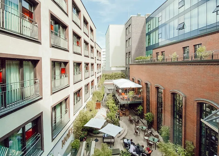Hotel East