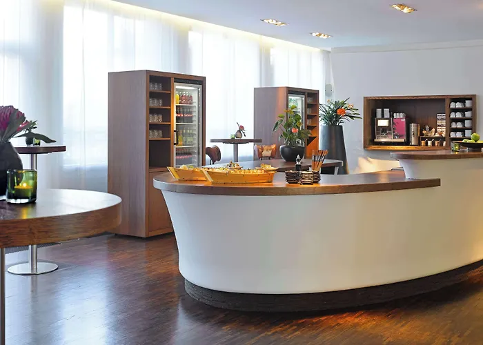 Hotel East